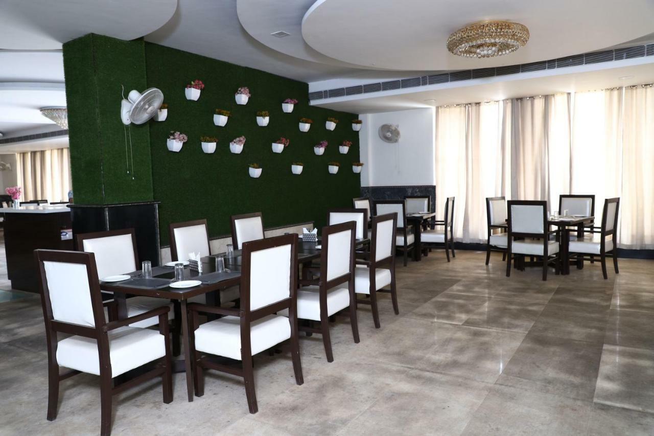 Diwan Hotel And Restaurant Surkhi エクステリア 写真