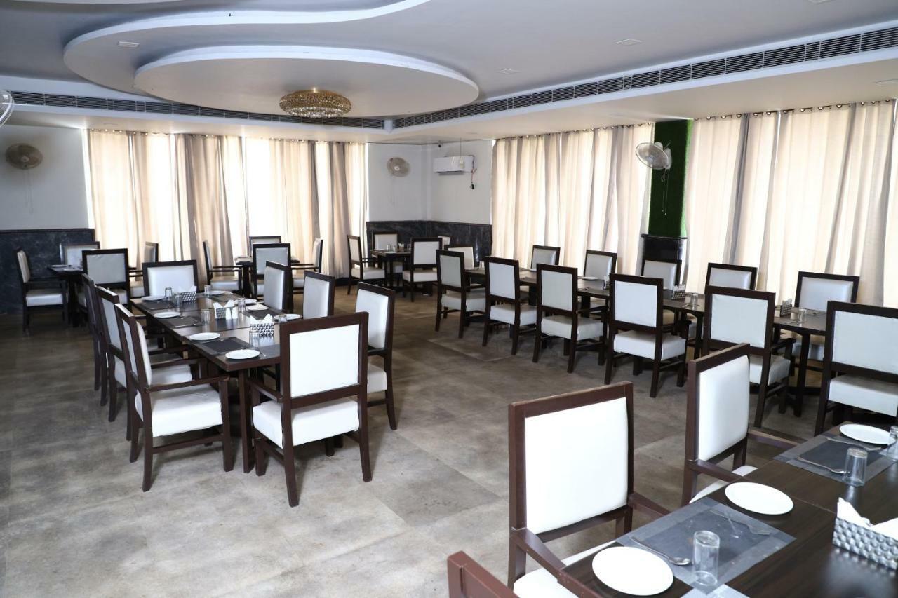 Diwan Hotel And Restaurant Surkhi エクステリア 写真