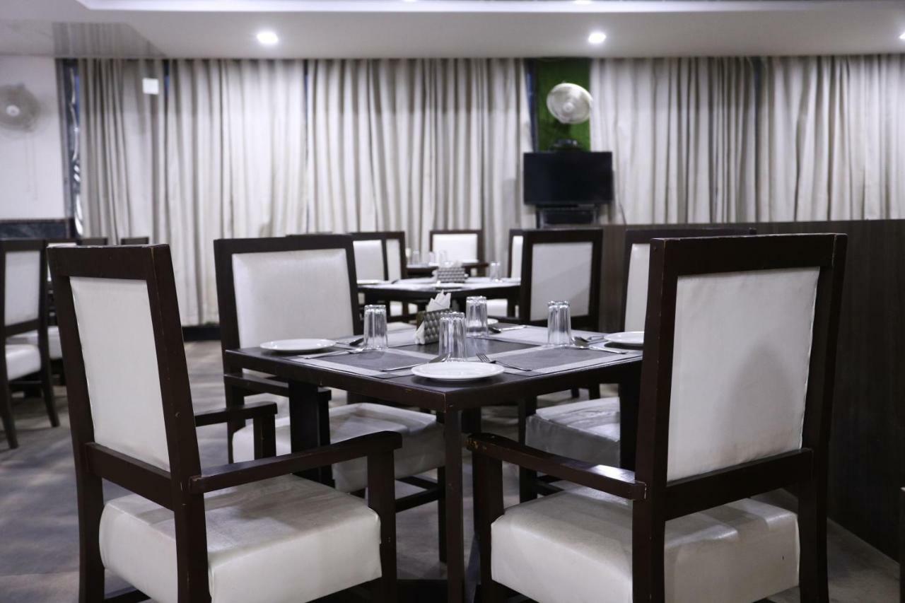 Diwan Hotel And Restaurant Surkhi エクステリア 写真
