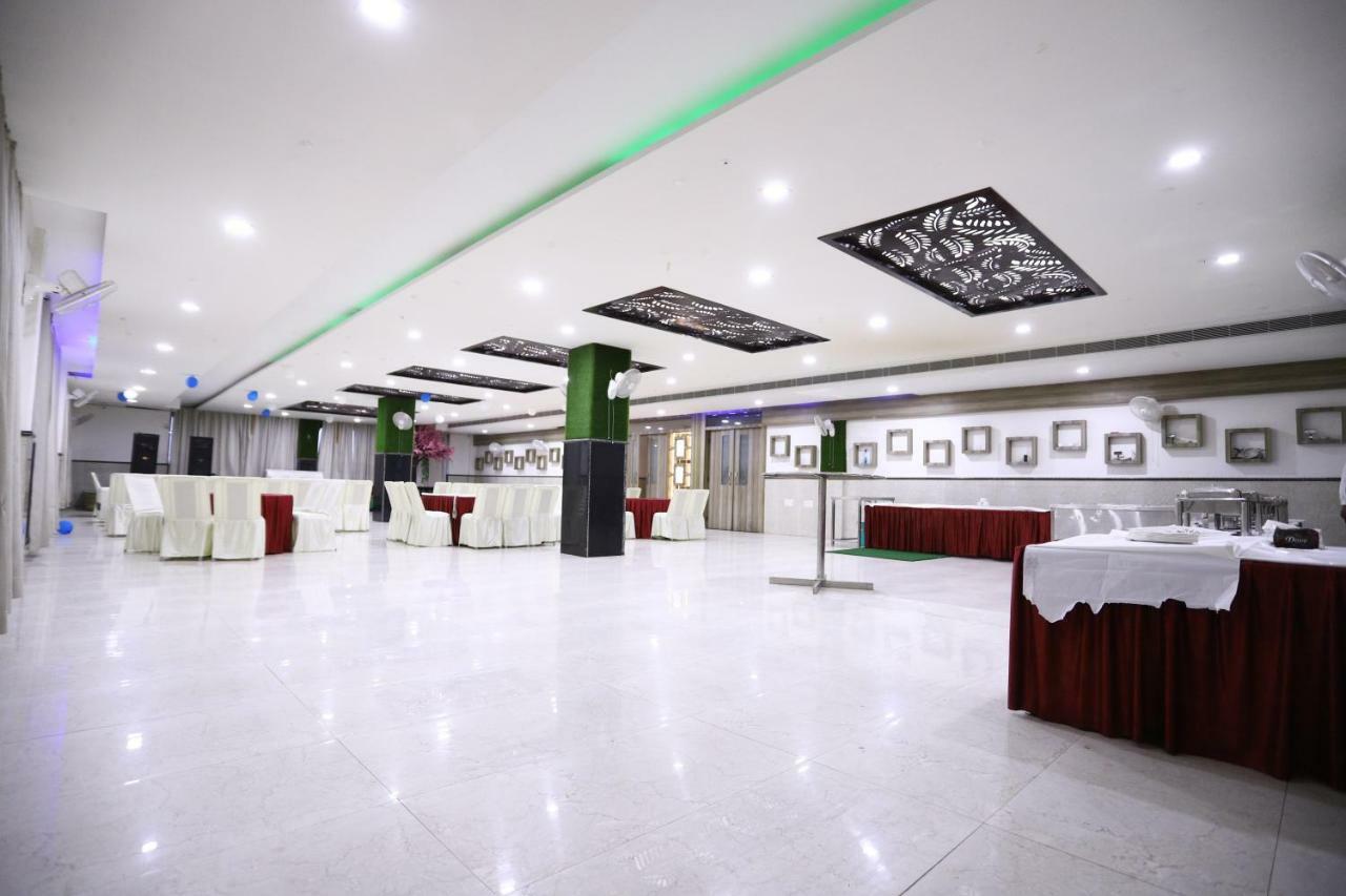 Diwan Hotel And Restaurant Surkhi エクステリア 写真